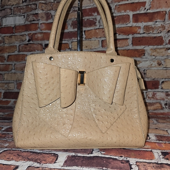Grossi Handbags - Grossi York Faux Ostrich Big Bow Tan Shoulder Bag